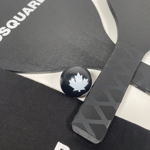 DSQUARED2 Black Paddle Set GIFT - Picture 3 of 4